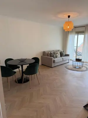 Coin salon dans l'établissement Modern 60m2 apartment with 2 balconies, at 50 meters from sea