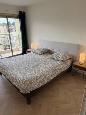 Un ou plusieurs lits dans un hébergement de l'établissement Modern 60m2 apartment with 2 balconies, at 50 meters from sea