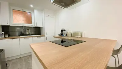 Cuisine ou kitchenette dans l'établissement Vilmorin Appartement 1 Chambre proche de gare, plage, centre