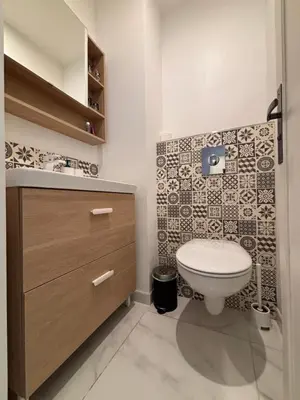 Salle de bains dans l'établissement Front de mer,plage, piscine, parking