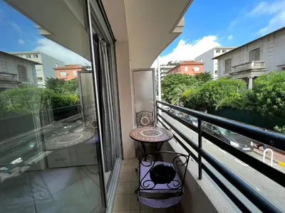 Balcon ou terrasse dans l'établissement Rouaze 2, by Welcome to Cannes