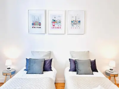 Un ou plusieurs lits dans un hébergement de l'établissement 2 Bedroom flat Cannes Center La Croisette Banane