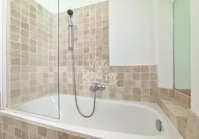 Salle de bains dans l'établissement Viva Riviera Central 1 Bedroom Place Gambetta