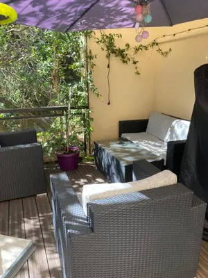 Coin salon dans l'établissement Cannes Eden résidence de luxe piscine tennis