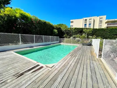 Piscine de l'établissement Sérénité ou située à proximité