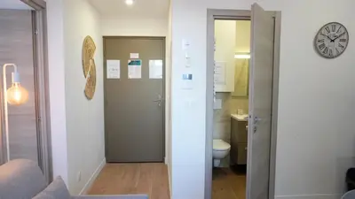 Salle de bains dans l'établissement Proche Carlton & Croisette, Appartement 101 - Palmazur Vacances