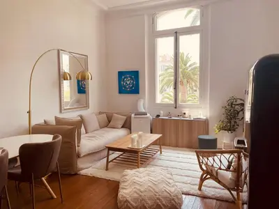 Coin salon dans l'établissement superbe appartement centre Cannes