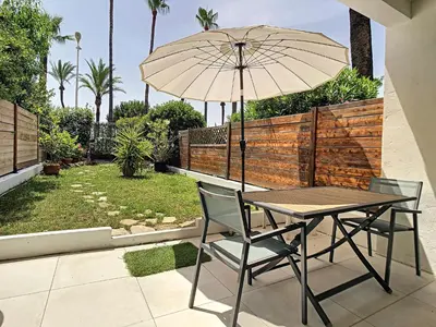 Plan de l'établissement Beautiful 1 bedroom with garden on the Croisette 254