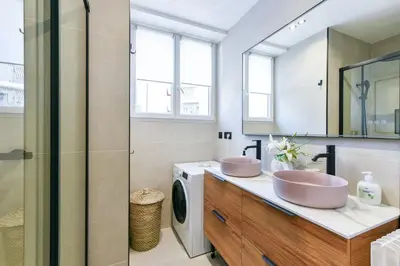 Salle de bains dans l'établissement Cosy flat with parking - Basse Californie - Cannes