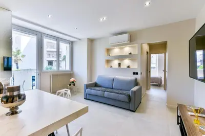 Coin salon dans l'établissement Cosy flat with parking - Basse Californie - Cannes