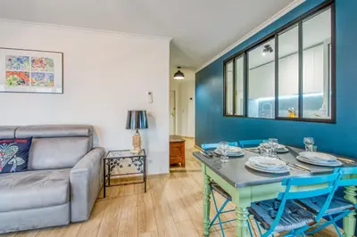 Coin salon dans l'établissement Appartement Thiers - Welkeys