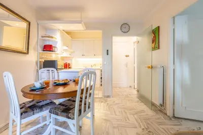 Plan de l'établissement LB Vacation Rentals I Cannes Croisette, Large Terrace, Free Parking, Beaches
