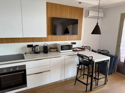 Cuisine ou kitchenette dans l'établissement CENTER BAY