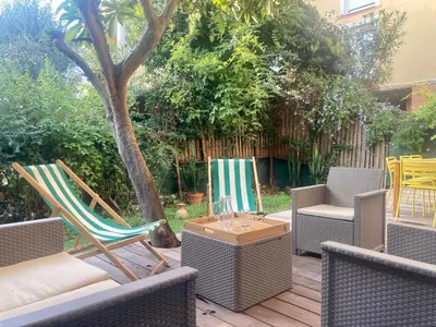 Jardin de l'établissement Cannes - L'Oustaou