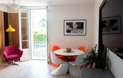 Coin salon dans l'établissement Modern appartment in the heart of Cap d'Antibes