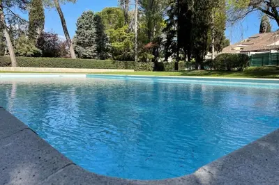 Piscine de l'établissement 06V - Belle villa - jacuzzi - piscine - tennis ou située à proximité