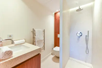 Salle de bains dans l'établissement Luxurious apartment with terrace 6P - 3BR - Grand