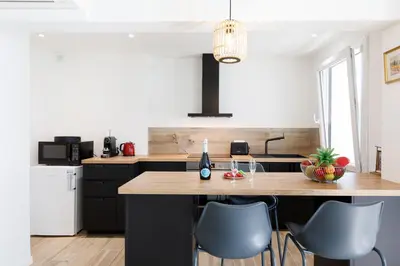 Cuisine ou kitchenette dans l'établissement Palladium 148 YourHostHelper