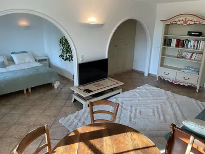Un ou plusieurs lits dans un hébergement de l'établissement Domaine des Tuilières avec Jacuzzi