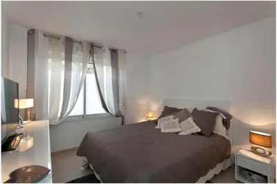 Un ou plusieurs lits dans un hébergement de l'établissement REF 912 - Cannes Center - Apartment for rent