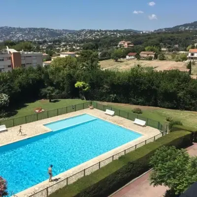 Bel appartement avec terrasse