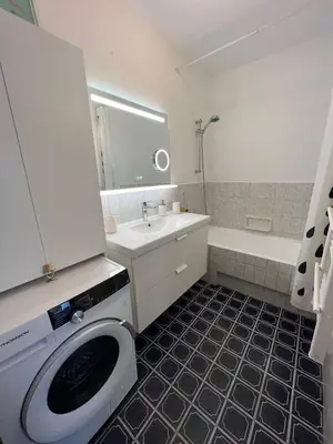 Salle de bains dans l'établissement Seafront - beautiful flat with aircon and comfortable loggia