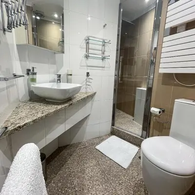 Salle de bains dans l'établissement CROISETTE VUE MER LATERALE
