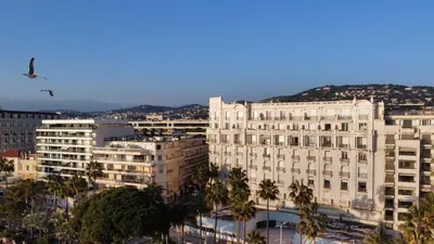 Vue générale sur la montagne ou vue sur la montagne depuis l'appartement