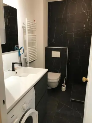 Salle de bains dans l'établissement Design studio terrace and beach LIVE IN MARLYNE