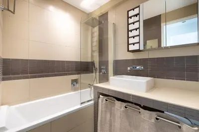 Salle de bains dans l'établissement Agence des Résidences - Plein centre de Cannes