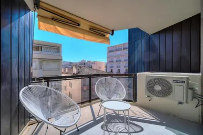 Balcon ou terrasse dans l'établissement REF 1745 - Cannes Center - Studio for rent