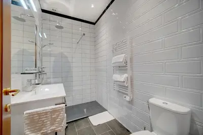 Salle de bains dans l'établissement REF 1320 - Cannes Center - Apartment for rent