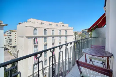 Balcon ou terrasse dans l'établissement REF 1477 - Apartment for rent