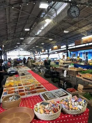 Supermarché ou boutique de l'appartement ou à proximité