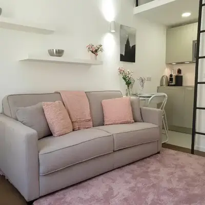 STUDIO NEUF ET CHARMANT VIEIL ANTIBES