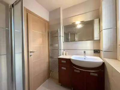 Salle de bains dans l'établissement Appartement Cannes centre ville pour congrès ou vacances à 5 min de la Croisette, plage