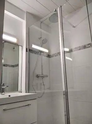 Salle de bains dans l'établissement Résidence Graziella Studio 227