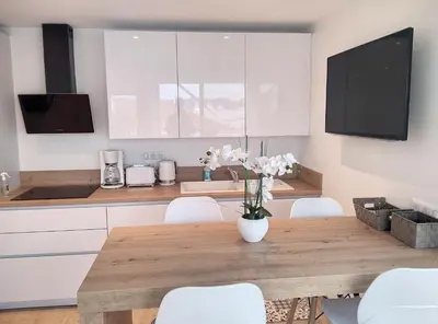 Cuisine ou kitchenette dans l'établissement Résidence Graziella Appartement 621