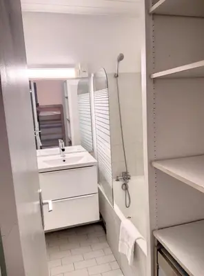 Salle de bains dans l'établissement Résidence Graziella Studio 307