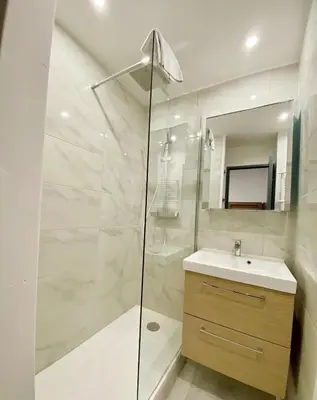 Salle de bains dans l'établissement Résidence Graziella Studio 405