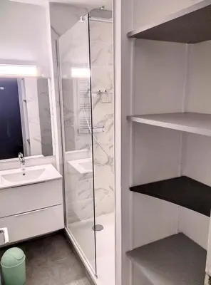 Salle de bains dans l'établissement Résidence Graziella Studio 203