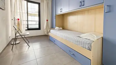 Un ou plusieurs lits dans un hébergement de l'établissement Modern 2 Bd Next To Rue Dantibes