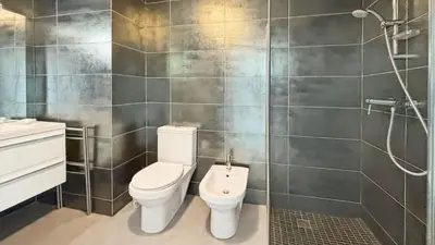 Salle de bains dans l'établissement Modern 2 Bd Next To Rue Dantibes