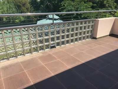 Balcon ou terrasse dans l'établissement VILLA MAYANNE JUAN LES PINS