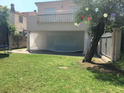 Jardin de l'établissement VILLA MAYANNE JUAN LES PINS