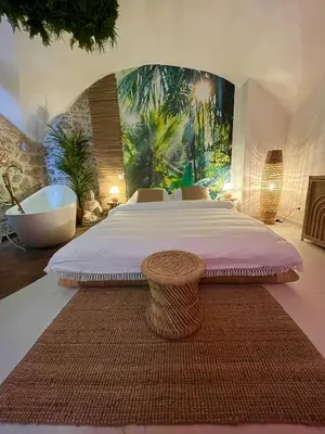 Un ou plusieurs lits dans un hébergement de l'établissement Le Bali Safranier Vieil Antibes