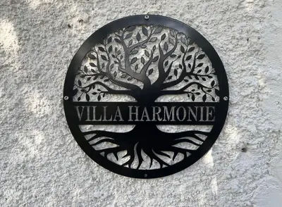 Certificat, récompense, panneau ou autre document affiché dans l'établissement Villa Harmonie - unique provençal charm