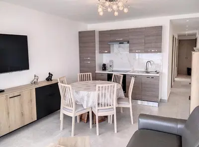 Cuisine ou kitchenette dans l'établissement Résidence de la mer