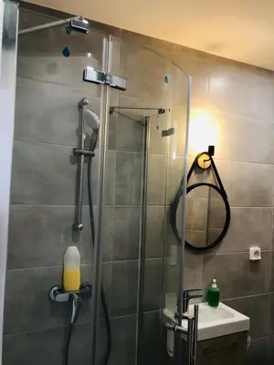 Salle de bains dans l'établissement Ciel de Cannes
