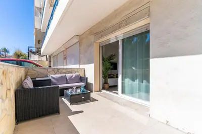 Coin salon dans l'établissement Le Grand Large - Appt proche plage Antibes